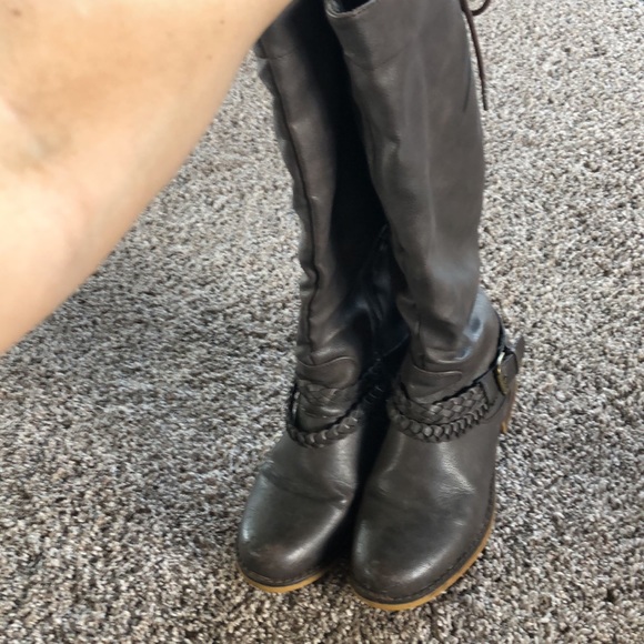 🤎Brown Lace Boots!🤎 - Picture 4 of 7